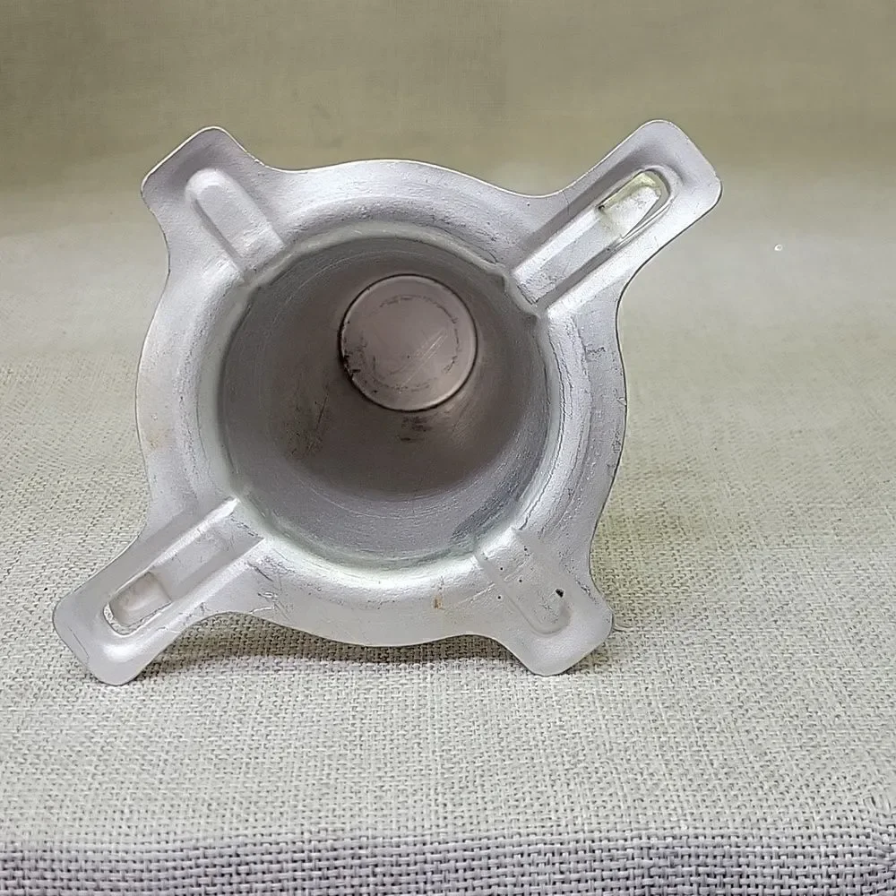 ‎Wilton Decorator Preferred Bakeware Heating Core